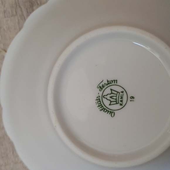 3 Kahla KHL21 5-1/4" Berry Bowls Retired Scalloped Gold Trim Gilded - Picture 2 of 3